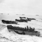 EUCMH-24-ID-Mindanao-021-Landing troops on Zamboanga-1945