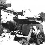 Stavelot_1945_Panther_and_PaK_40