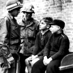 US and Pets – WW-2 (EUCMH) – 2021-033
