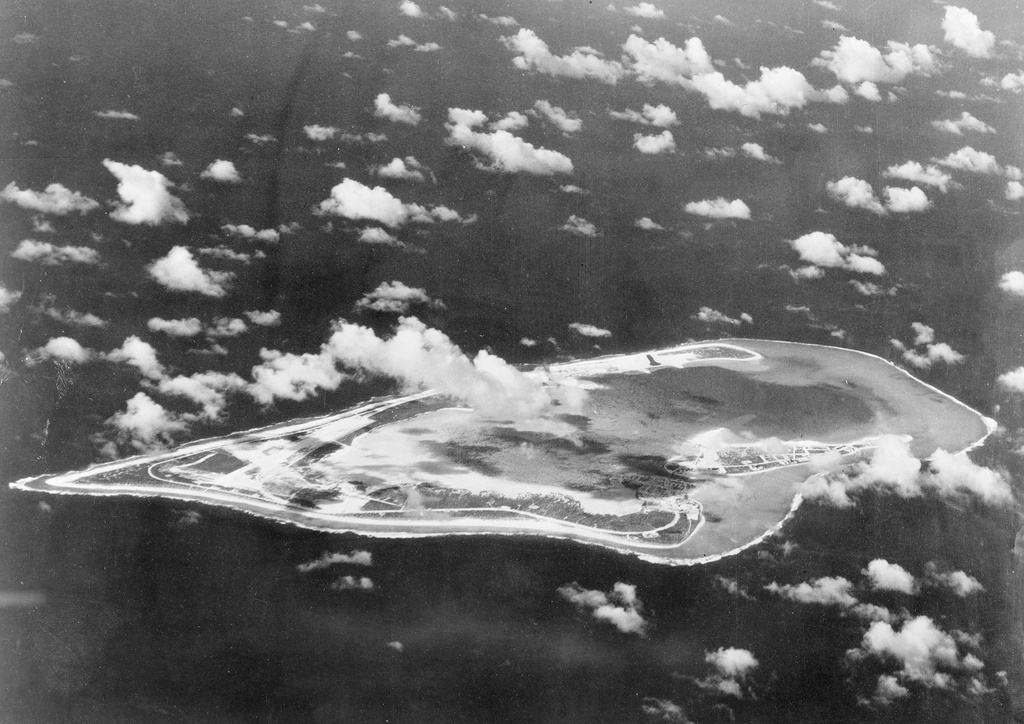 The tiny Pacific island of Wake, over 2,000 miles from Pearl Harbor, put up a legendary two week-long defense of their important base. (NARA-EUCMH) The tiny Pacific island of Wake, over 2000 miles from Pearl Harbor, put up a legendary two week-long defense of their important base (NARA-EUCMH)