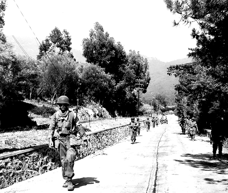 US Troops in Southern France - August 1944 US Troops in Southern France - August 1944