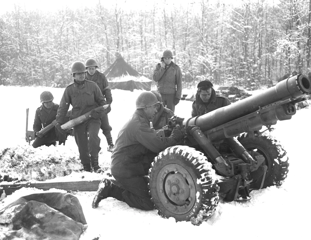 105-MM Howitzer artillery support - Battle of the Bulge - Location unknown