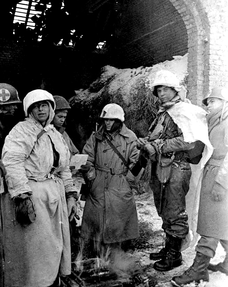 Illustration-Battle-of-the-Bulge-Belgium-194