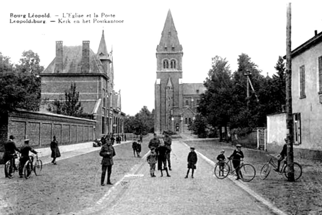 Bourg Léopold sometime between 1918 and 1945