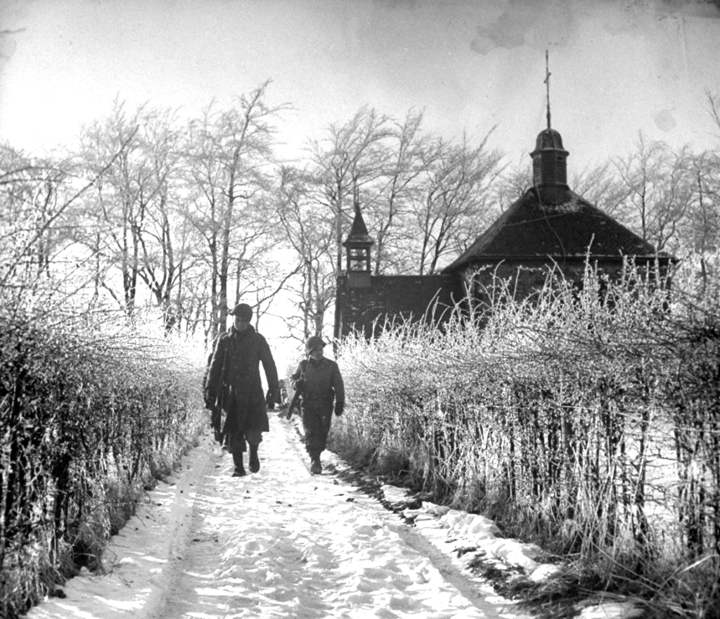 American troops in searching for German Paratroopers (Kampfgruppe Von Der Heydte) at the Fischbach Chapel, Baraque Michel, Jalhay (December 18 1944)