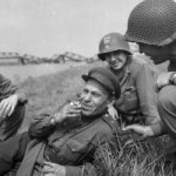 14-1945-04-meet-69id_elba03_45_web