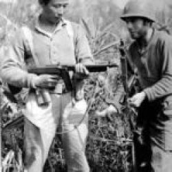 5307-GALAHAD-Walawbum-1945-(EUCMH)-017-US Army Sgt Louis Reid (5307) with a Chinese soldier, northern Burma, Feb 1944