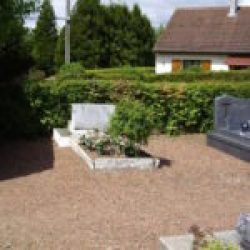 B-24-Grave-Cartigny.