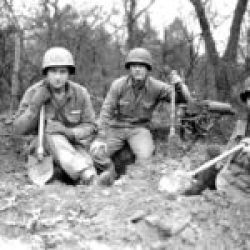 Digging foxholes 1944-(scaled)