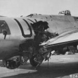 (EUCMH)-Lady Jeannette-B-17-G #42-97904-006